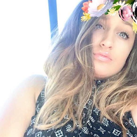 Meet your Posher, Makayla - Picture 1 of 1